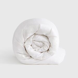 NWOT QUINCE Premium Down Alternative Comforter King/Cal King 5406